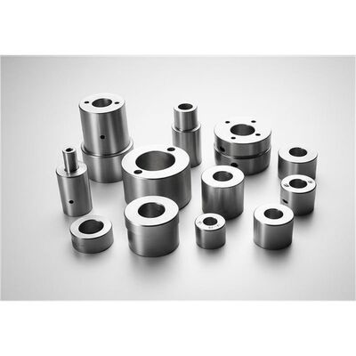 Dienstleistungen zur Schmiede von Metallen nach Maßgabe von 15 mm bis 500 mm, einschließlich Glühverfahren für Präzisionsindustrieanwendungen