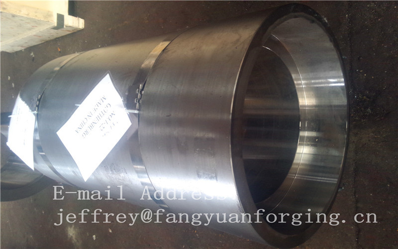 schmiedete Stahl geschmiedeter Ring 16Mo3 Zylinder-Flansch-Wärmebehandlung und bearbeitete maschinell