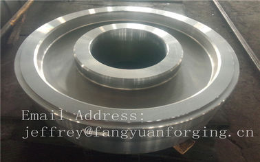 EN JIS ASTM AISI BS DIN Druckbehälter geschmiedet Weil Blanks Teile Schleifrad Helical Ring Gear Wheel